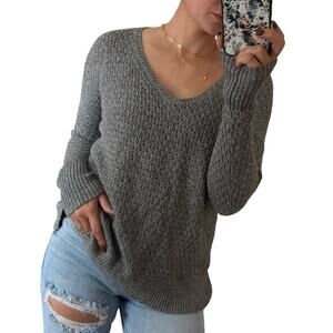 American Eagle XS Grey Waffle Knit Cross Stitch Vneck Long Sleeve Sweater